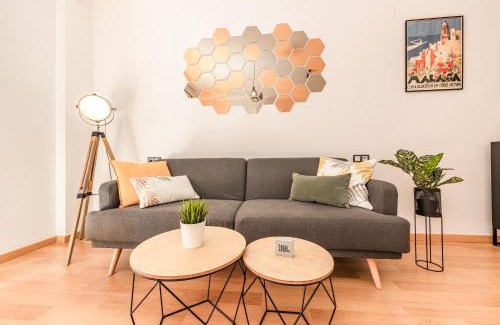 La Merced Apartment | Industrial studio in the city center by REMS