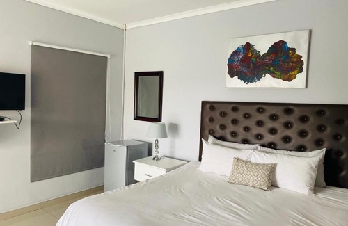 Gaborone Bed & Breakfast | Infinity BnB Gaborone