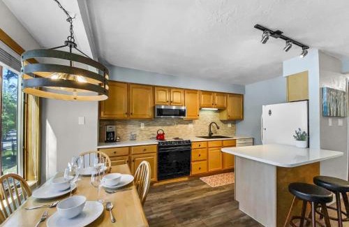Warrior's Mark Apartment | Inner Circle 3 Condo