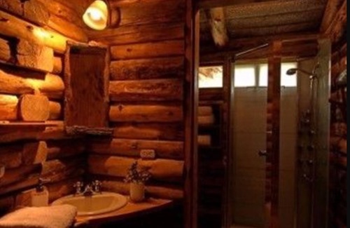 Guayllabamba Cabin | Inraki Lodge