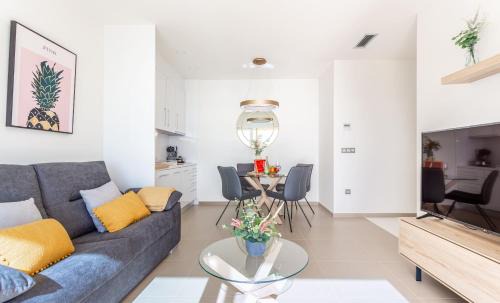 Cala Apartment | Intempo by Holuxe - 292 -29th floor