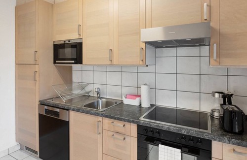 Center Apartment | Inviting 2-BR Apartment Living