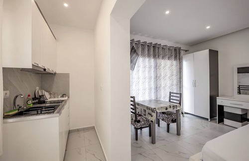 Ksamil House | Irdi Aparthotel