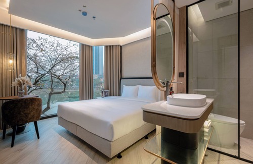 Ngoc Khanh Hotel | iRest Signature Ba Dinh Lakeside