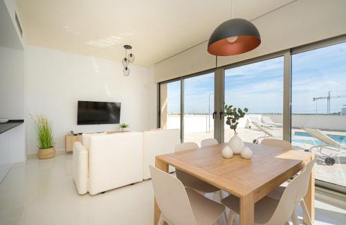 San Miguel de Salinas Villa | Iris