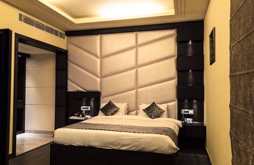 Bail Parao Hotel | Iris Resort and Spa