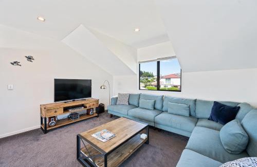Wanaka House | IRONSIDE LAKEVIEW TOWNHOUSE