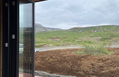 Selfoss Villa | Modern villa on Golden Circle - Gullfoss Geysir Þingvöllur - Freyjustíg 13, 805