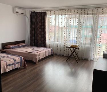 Costinesti House | Isabela
