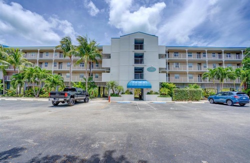 Tavernier House | Island Escape at Ocean Pointe