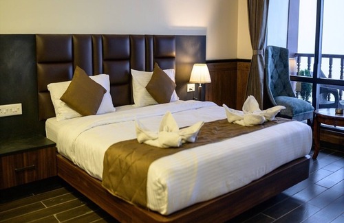Darjeeling Hotel | Istana Resort and Spa