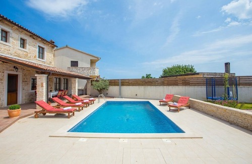 Valtura Villa | Istrian stone villa with swimming pool near Pula, Istria