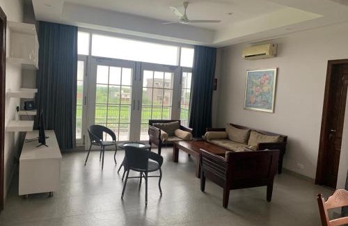 Chandigarh House | IT City Luxe Homestay-Secure & Comfortable Stay in Mohali
