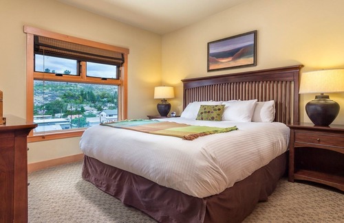 Chelan Resort | It is not a dream . Yes it is this dreamy !