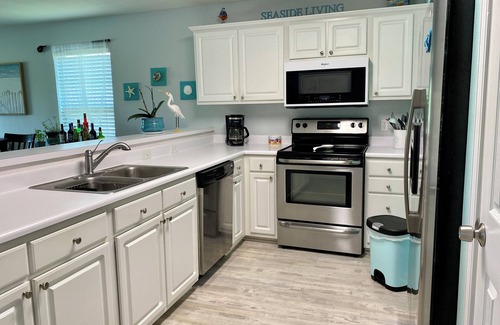 Pawleys Island Cabin | It's all about the view! 2 Bedroom, 2 bath True Blue