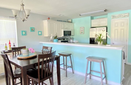 Pawleys Island Cabin | It's all about the view! 2 Bedroom, 2 bath True Blue