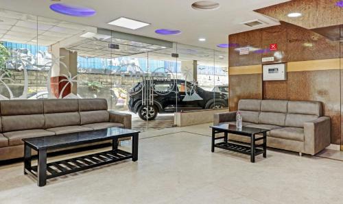 Gandhi Nagar Hotel | Itsy Hotels BCP Suites