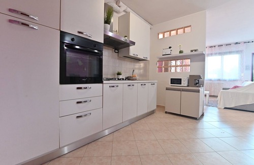 Pula Apartment | IzzHome Njoy