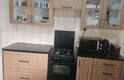 Mazowe Cottage | J&M short term rentals