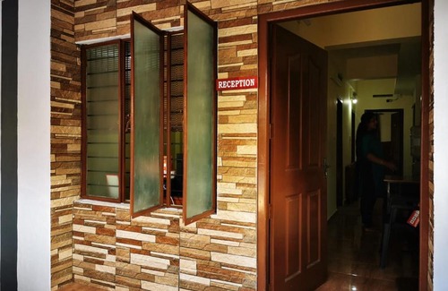 Thiruvananthapuram Hotel | J2 StayIn