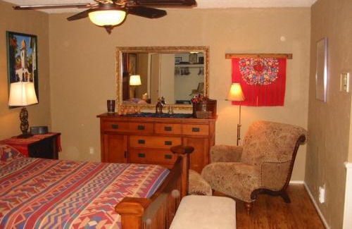 Shallowater Bed & Breakfast | Jackson House Delux Family Suite