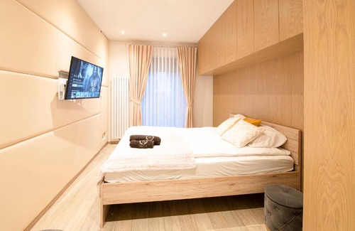 Warszawskie Apartment | Jacuzzi SPA Prestige