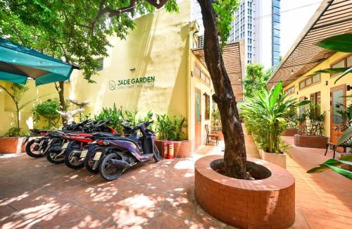 District 1 Hotel | Jade Garden by La Doma Express