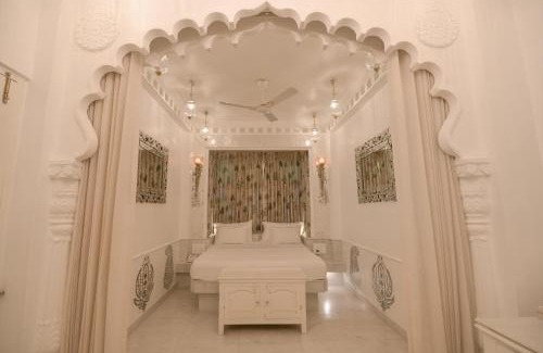 Udaipur Hotel | Jagat Niwas Palace