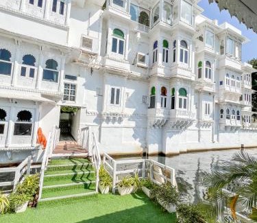 Udaipur Hotel | Jagat Niwas Palace