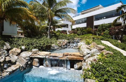 Willemstad Apartment | Jan Sofat LUX - 2 swimming pools - 2 bedroom Apartment Mariposa