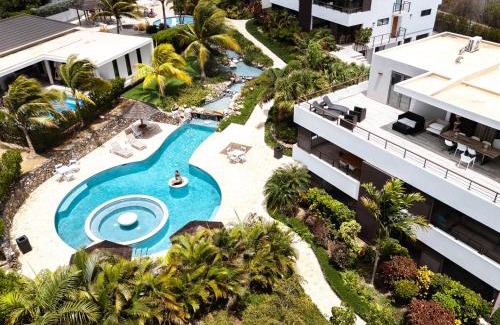 Willemstad Apartment | Jan Sofat LUX - 2 swimming pools - 2 bedroom Apartment Mariposa