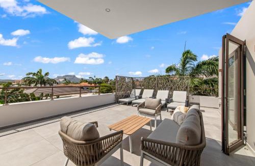 Willemstad Apartment | Jan Sofat LUX A15 roof top apartment