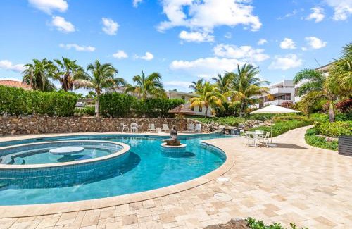 Willemstad Apartment | Jan Sofat LUX A15 roof top apartment