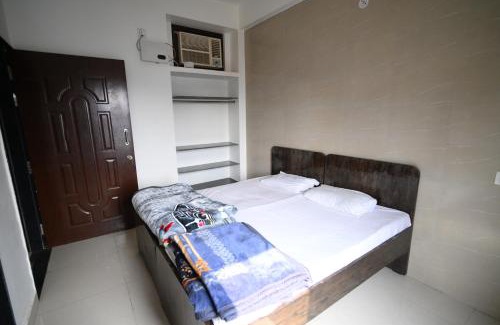 Faizabad Hotel | Janki sadan Near Ram Janam Bhumi