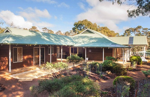 Quindalup House | Jarrah Knoll Bungalow