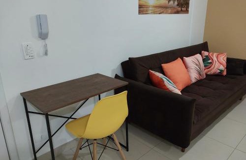Umuarama Apartment | Jathy - centro, Varanda Gourmet, ar condicionado, Piscina e Wi-Fi