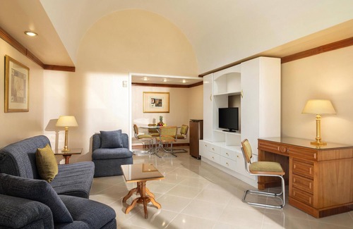 Giza Hotel | JAZ Pyramids Resort