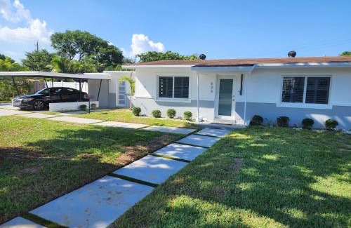 Wilton Manors House | JBMANORS