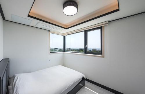 Namwon House | Jeju Skyhill Spa Pension