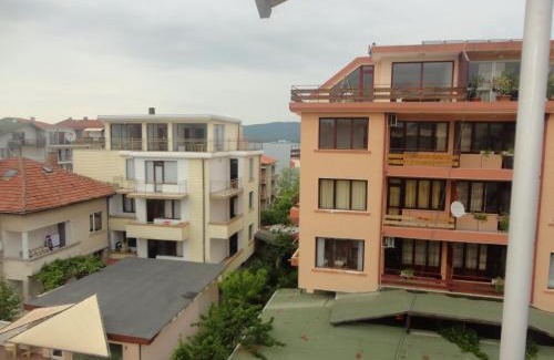 Primorsko Hotel | Jelezchevi Guest Rooms