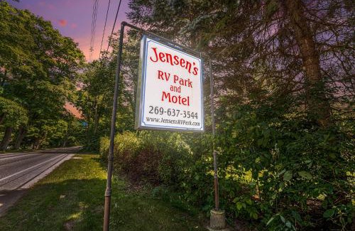 South Haven Hotel | Jensen's RV Park and Motel