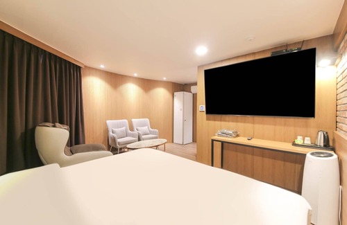 Jeonju Hotel | Jeonju Hotel Twosome Stay Junghwasandong