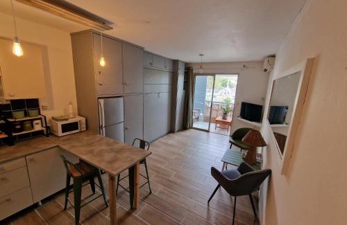 St Gilles-les-Bains Apartment | Jetez l'ancre - Balcon sur le cœur de Saint-Gilles les Bains