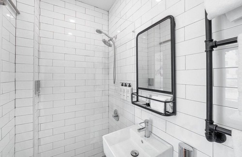 Central New York City Hotel | JG Time Hotel by JGSTAY, Times Square