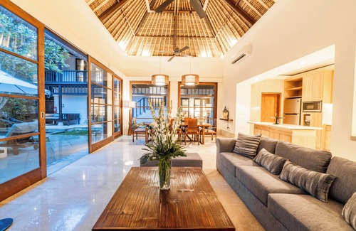 Jimbaran Bay Villa | Jimbaran Beach Villas By Nakula