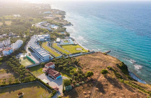 Neromilos Apartment | Jimmy's Sea View Studios