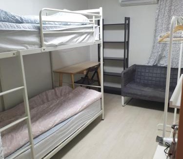 Yongsan-gu House | Jinho's Guest House