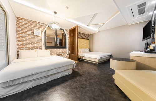 Chinju Hotel | Jinju Hotel Servi