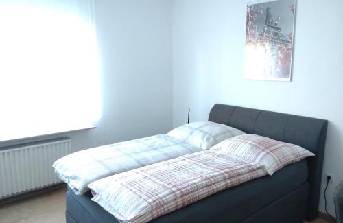 Siershahn House | Jochen's Haus - Guest Rooms - Near Highway