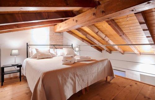 Citta Alta Apartment | Johnny Suites Bergamo Alta